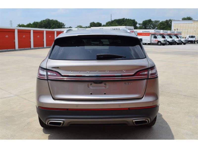 2019 Lincoln Nautilus Select