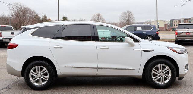 2020 Buick Enclave Essence