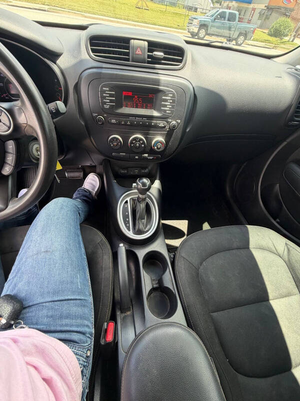 2015 Kia Soul +