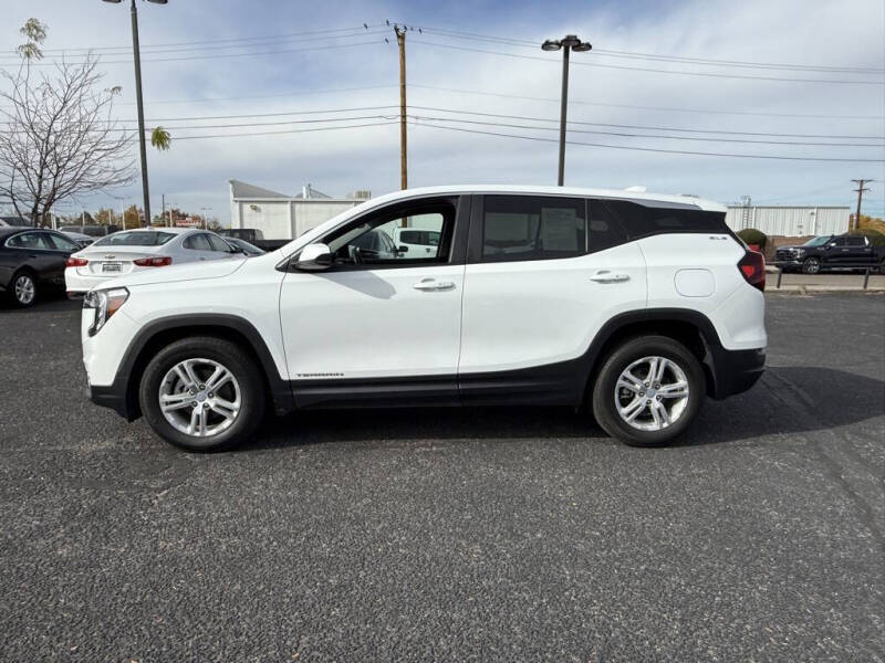 2023 GMC Terrain SLE