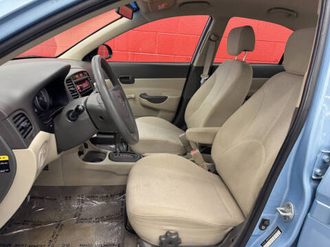 2009 Hyundai Accent GLS