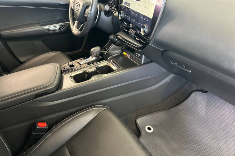 2025 Lexus NX 350 Premium