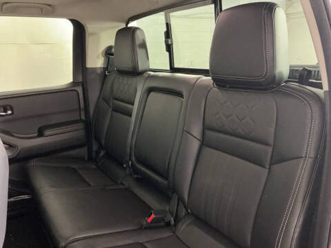 2025 Nissan Frontier SL