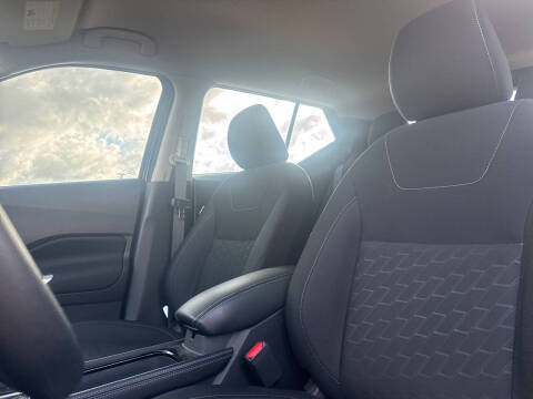 2023 Nissan Kicks SV