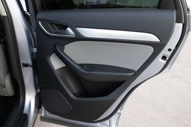 2016 Audi Q3 2.0T Premium Plus