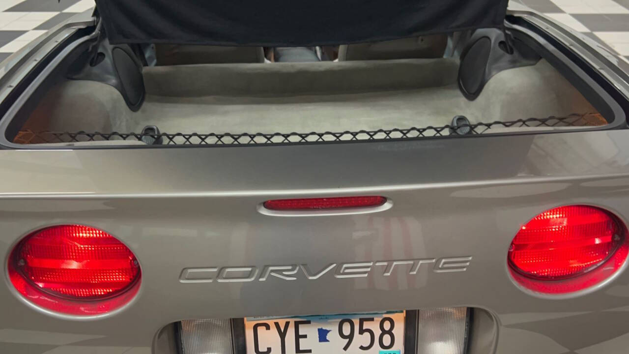 2000 Chevrolet Corvette 41
