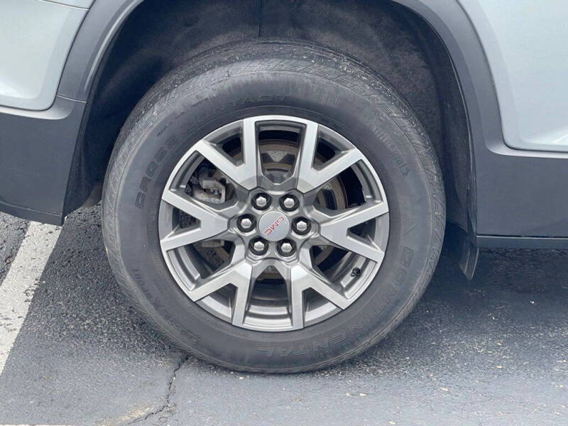 2023 GMC Acadia SLE