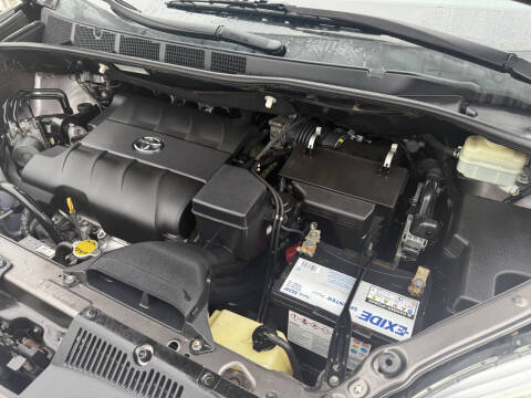 2015 Toyota Sienna XLE Premium 8-Passenger