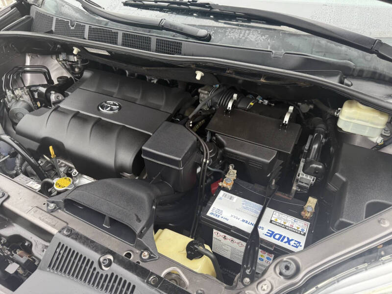 2015 Toyota Sienna XLE Premium 8-Passenger