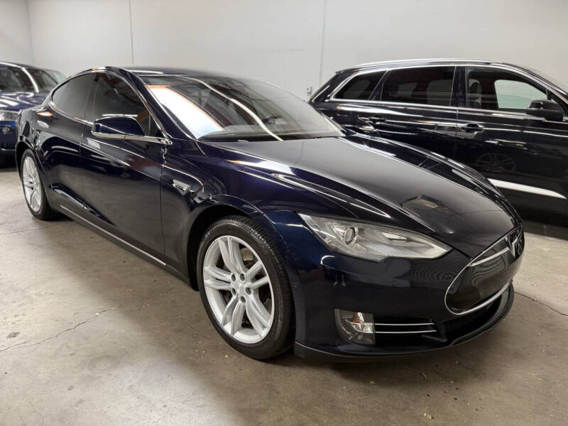 2015 Tesla Model S 85