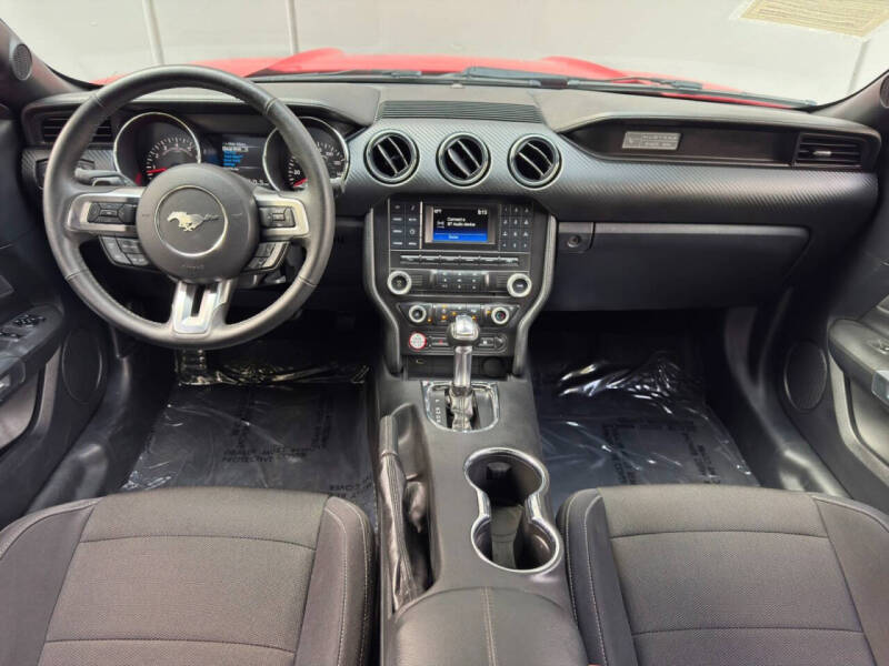 2015 Ford Mustang V6