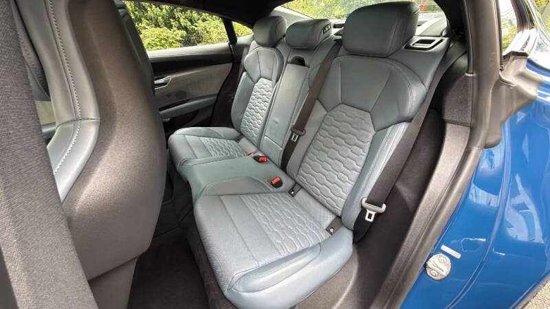 2022 Audi e-tron GT quattro Prestige