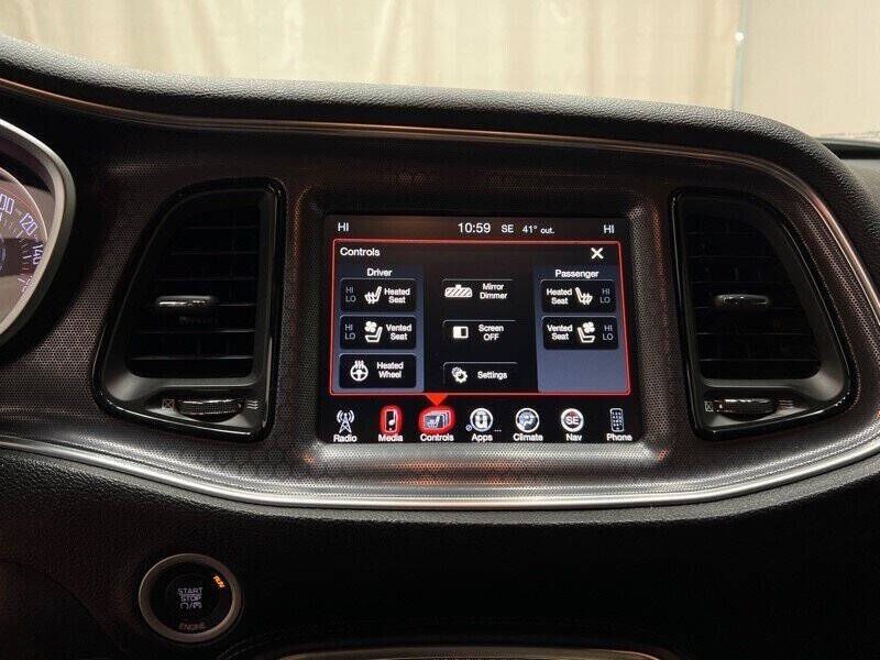 2016 Dodge Challenger R/T Plus