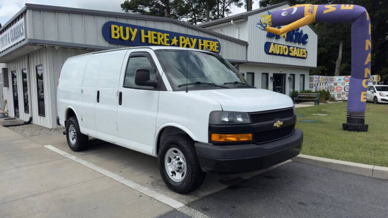 2019 Chevrolet Express Cargo Work Van's photo