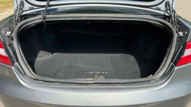 2012 Chrysler 200 Touring