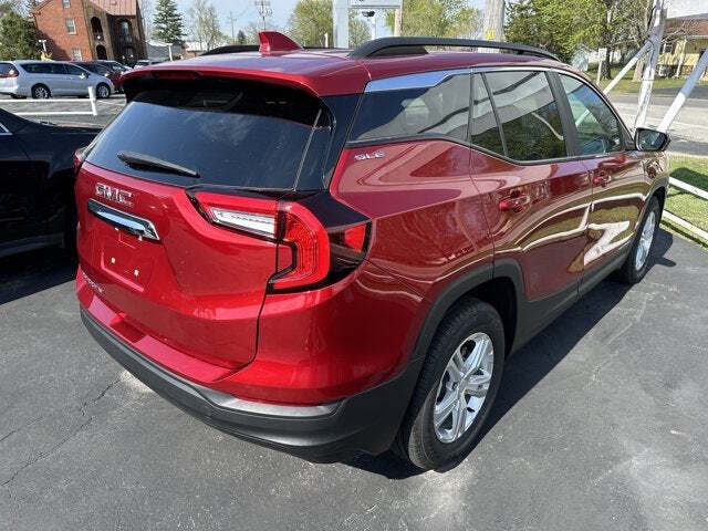 2022 GMC Terrain SLE