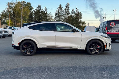 2025 Ford Mustang Mach-E GT