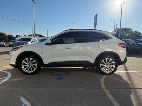 2022 Ford Escape Titanium