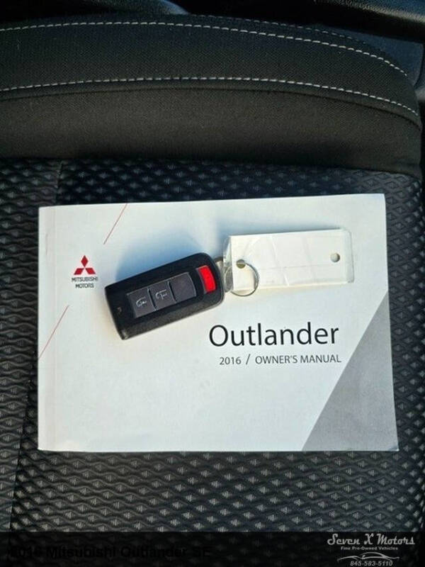 2016 Mitsubishi Outlander SE