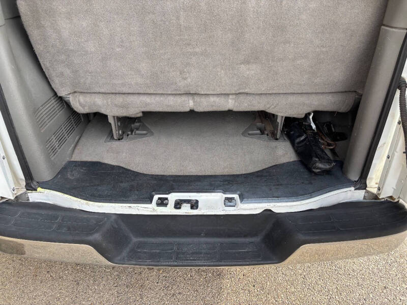 2003 Chevrolet Express 3500 LS