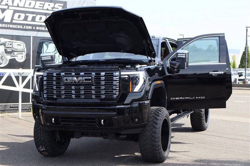 2025 GMC Sierra 3500HD