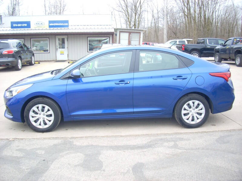 Used 2022 Hyundai Accent SE with VIN 3KPC24A63NE176363 for sale in Warsaw, IN