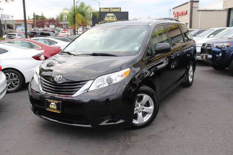 2012 Toyota Sienna