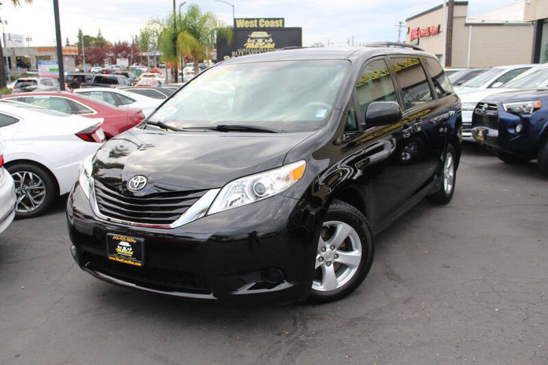 2012 Toyota Sienna