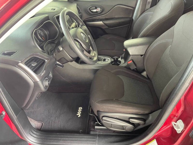 2019 Jeep Cherokee Latitude