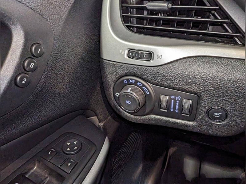 2017 Jeep Cherokee Overland