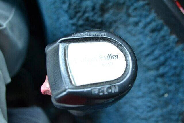 1983 Peterbilt 362 FAT CAB