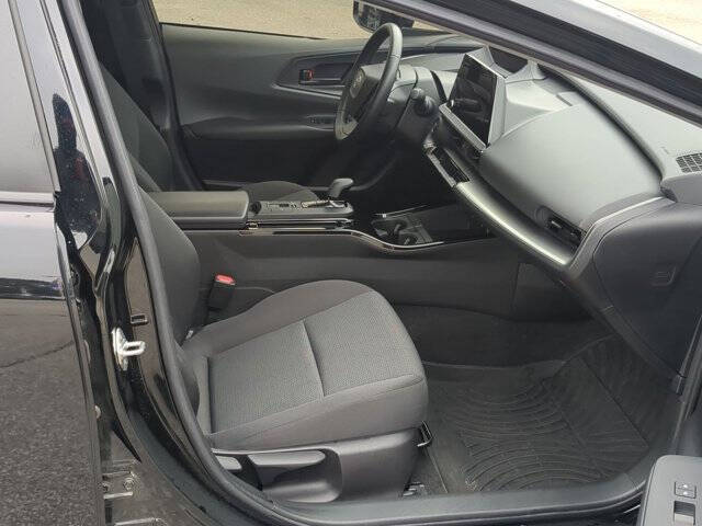 2023 Toyota Prius LE