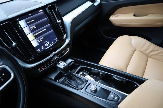 2018 Volvo XC60 T5 Momentum