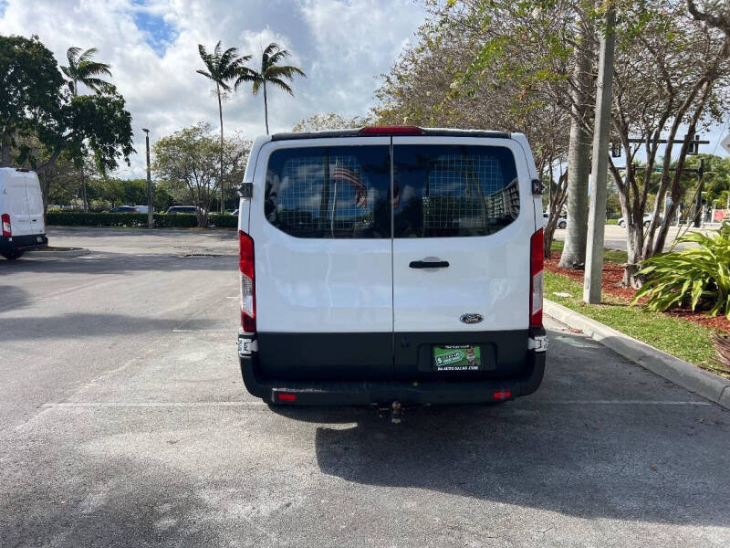 2017 Ford Transit 150