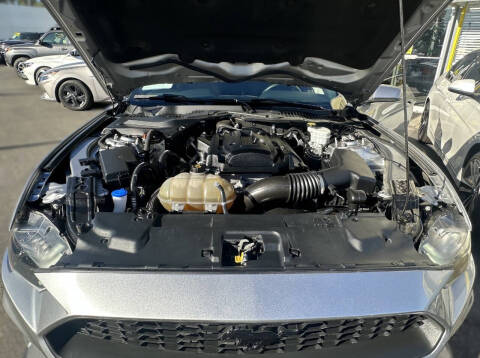 2020 Ford Mustang EcoBoost