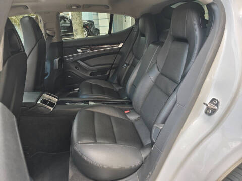 2015 Porsche Panamera S E-Hybrid