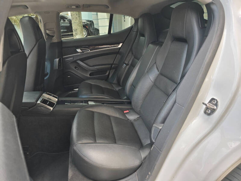 2015 Porsche Panamera S E-Hybrid