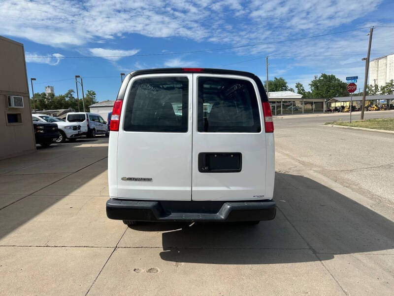 2018 Chevrolet Express 2500
