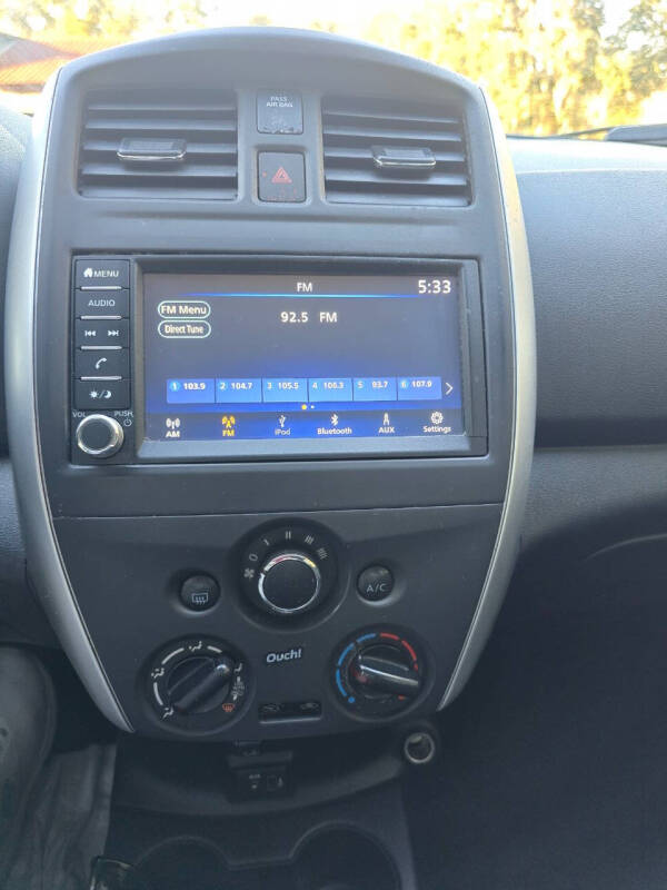 2019 Nissan Versa SV