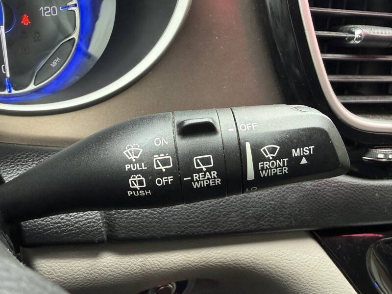 2017 Chrysler Pacifica Touring-L