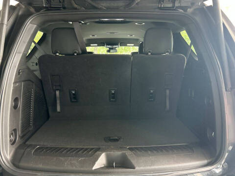2024 GMC Yukon SLT