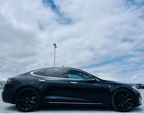 2017 Tesla Model S 90D