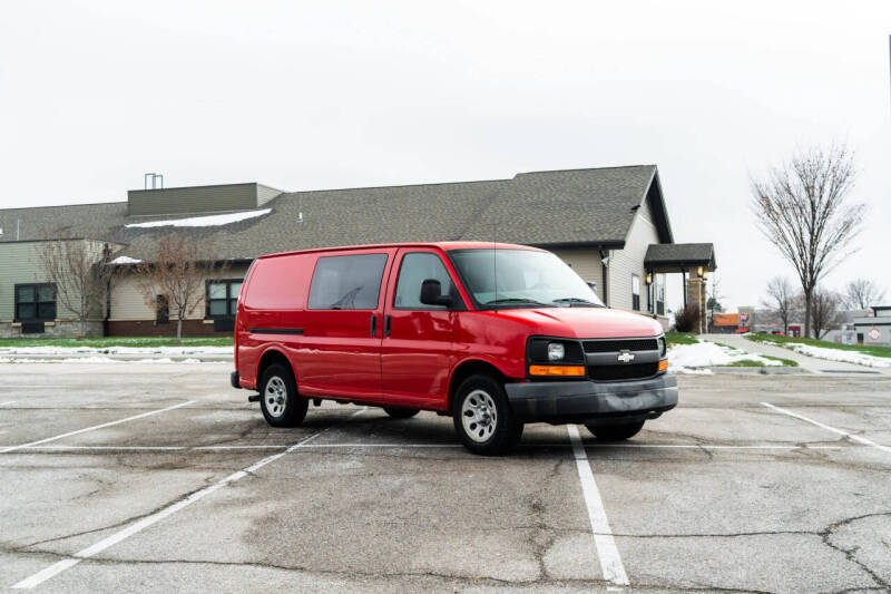 2009 Chevrolet Express Cargo Work Van