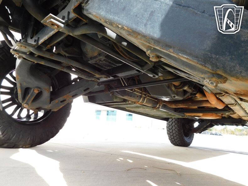 1999 AM General Hummer