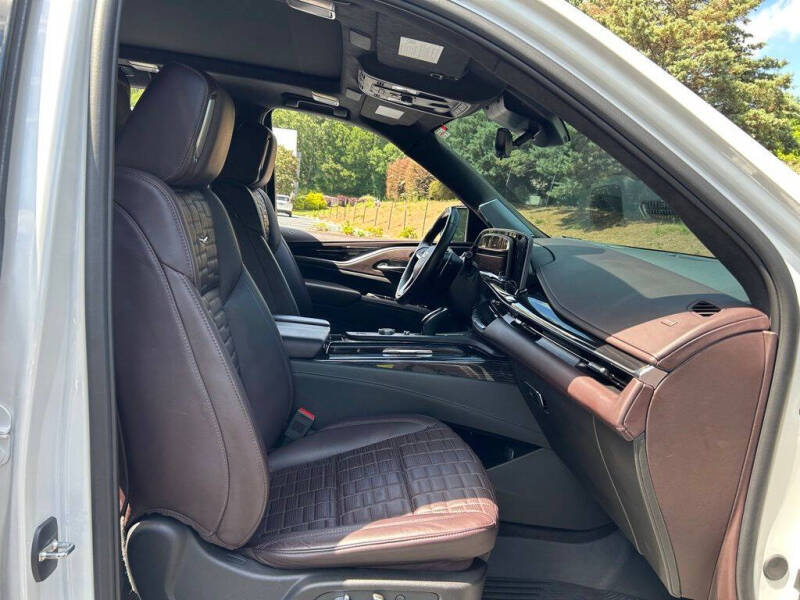 2023 Cadillac Escalade-V