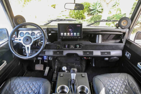 1984 Land Rover Defender