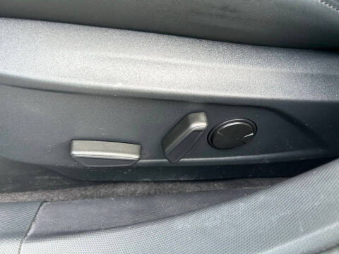 2021 Ford Mustang Mach-E Select