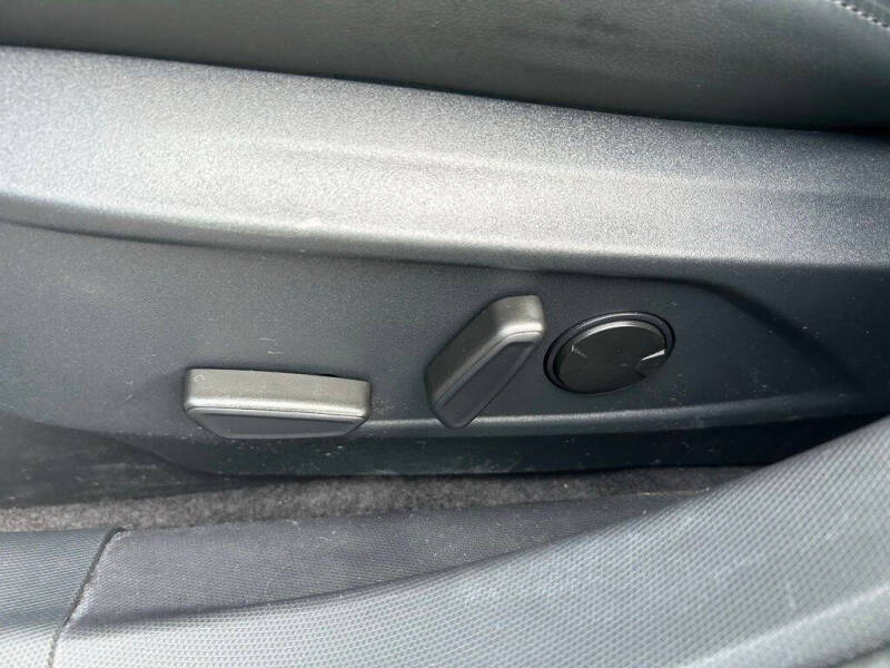 2021 Ford Mustang Mach-E Select