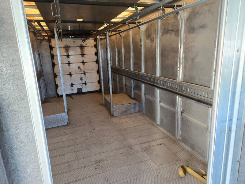 2010 Freightliner MT45 Chassis