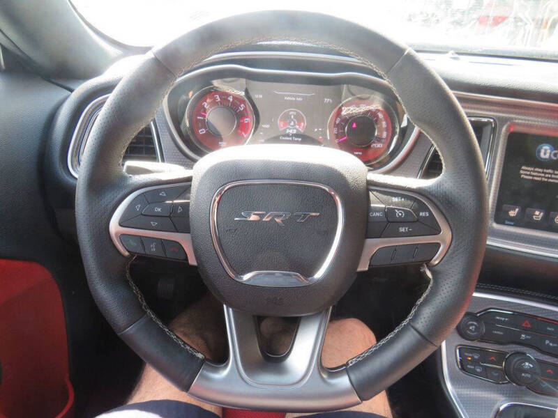 2015 Dodge Challenger SRT Hellcat